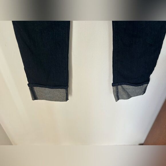 NWT WHBM the mid rise slim ankle cuffed jeans with metallic detail size 4 - Picture 4 of 9